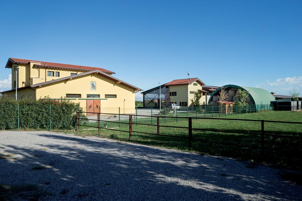 Agriturismo Camisi Qh Камбьаго Экстерьер фото